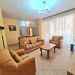 Coco Apartment Tirana